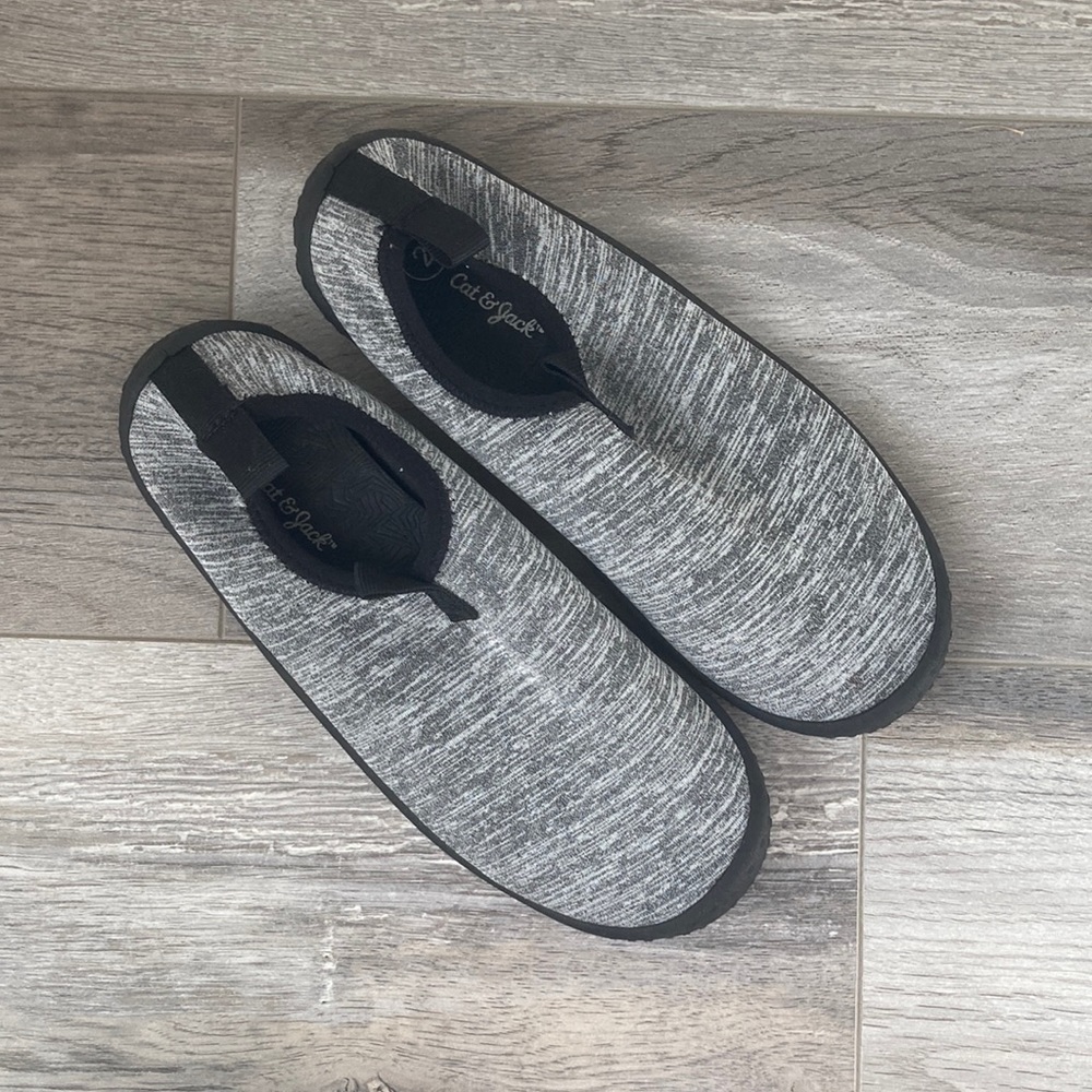 Water Shoes Size 2